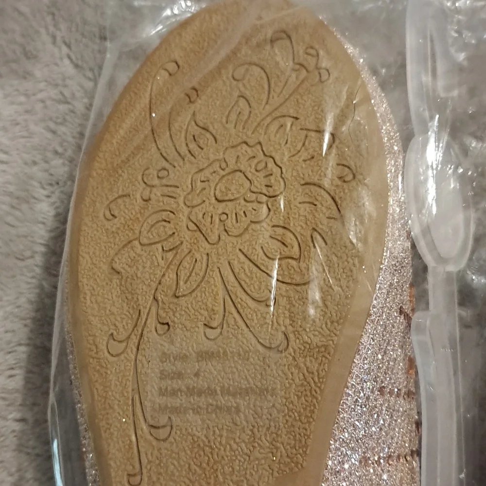 Badgley Mischka Rose Gold Bead-Accent Ankle-Strap Flat  Toddler 7, Big Girl 4